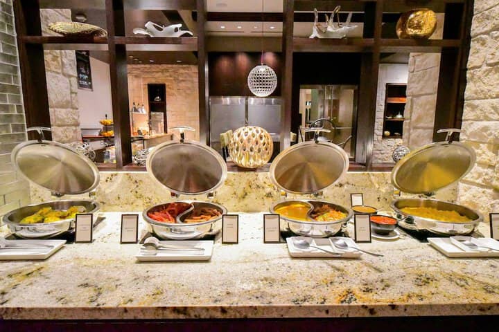 Dining 79 of 111