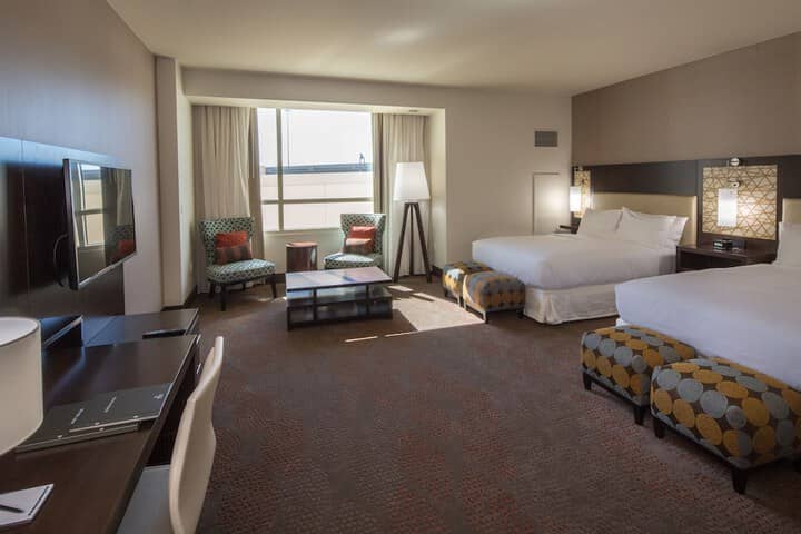 Room 10 of 111